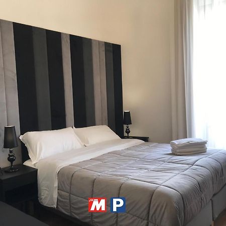 Motta Palace Apartments & Rooms Motta SantʼAnastasia Eksteriør bilde