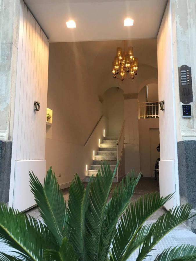 Motta Palace Apartments & Rooms Motta SantʼAnastasia Eksteriør bilde