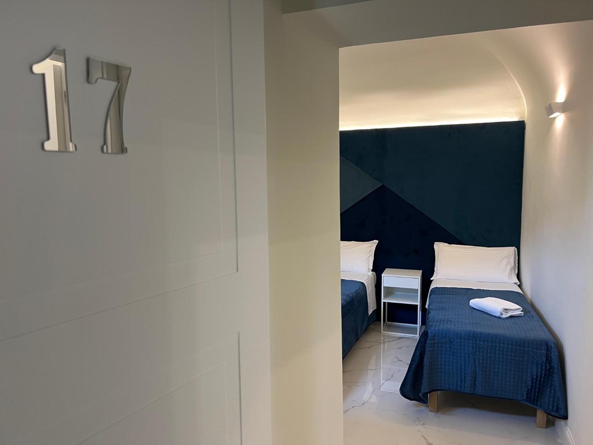 Motta Palace Apartments & Rooms Motta SantʼAnastasia Eksteriør bilde