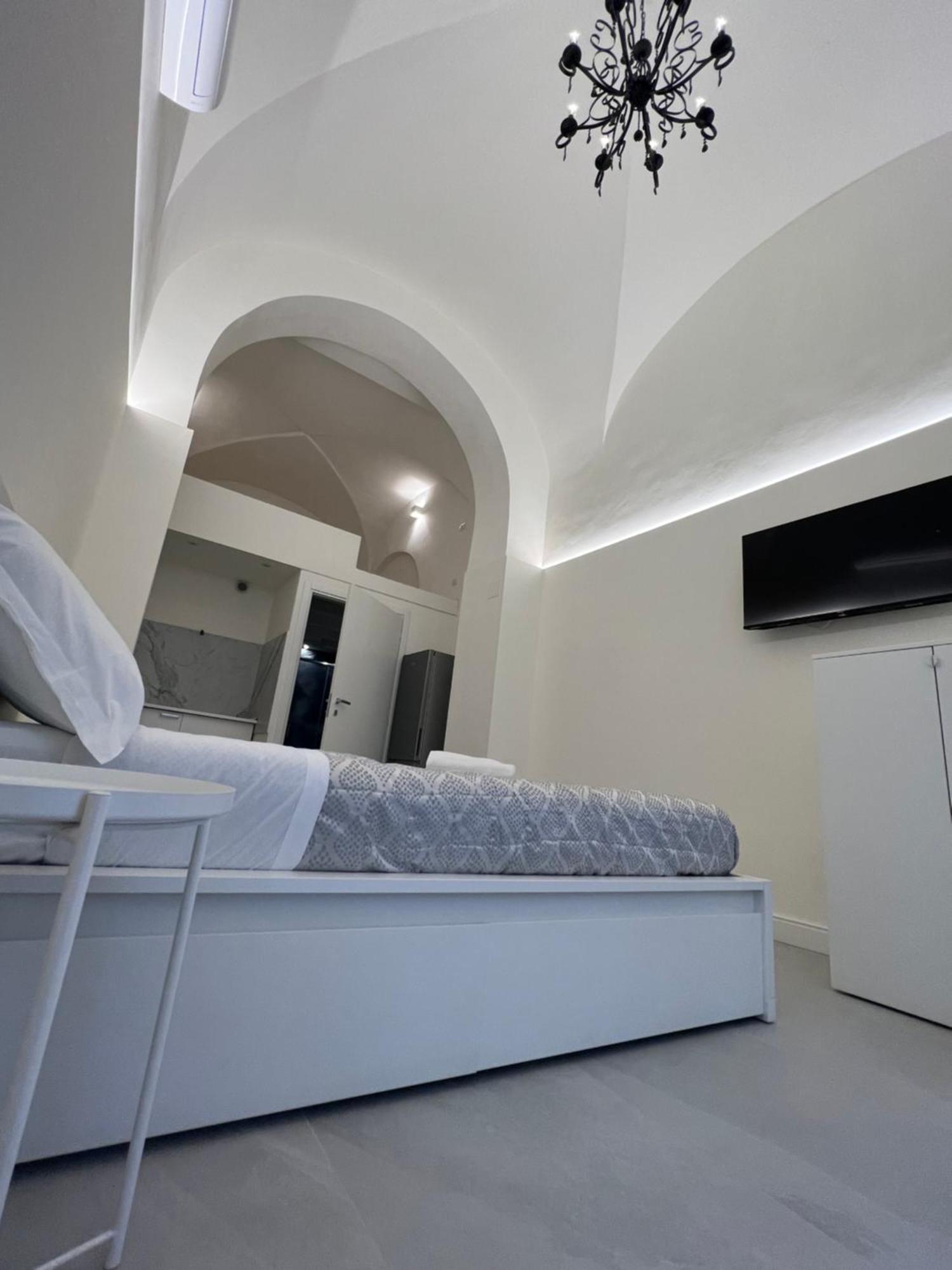 Motta Palace Apartments & Rooms Motta SantʼAnastasia Eksteriør bilde